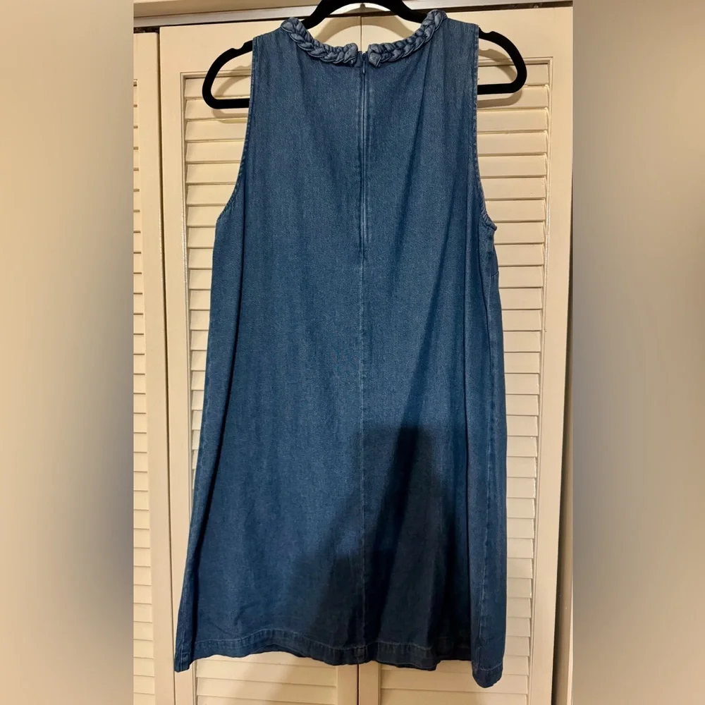 Entro Sleeveless Blue Denim Mini Dress with Decorative Gold Buttons - Picture 8 of 10